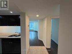 2503 - 38 ELM STREET  Toronto, ON M5G 2K5