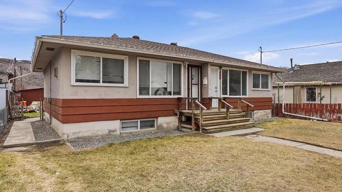 421/423 Alexander Avenue  Kamloops, BC V2B 3R4