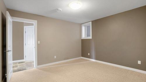220 West Bench Drive, Penticton, BC - Indoor Photo Showing Other Room