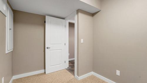 220 West Bench Drive, Penticton, BC - Indoor Photo Showing Other Room