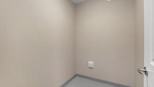 220 West Bench Drive, Penticton, BC - Indoor Photo Showing Other Room