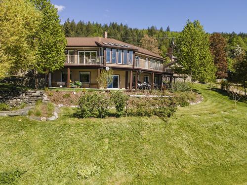 5253 Elsie Holmes Road, Wynndel, BC - Outdoor With Deck Patio Veranda