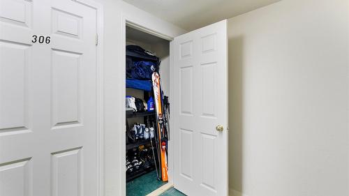 307-890 Dogwood Drive, Kimberley, BC 