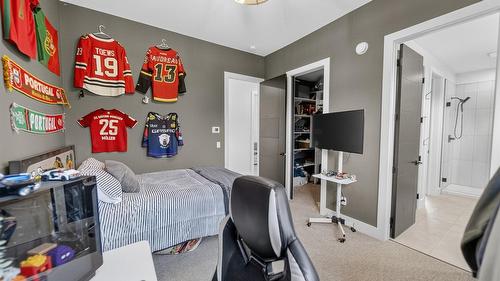 1323 Mcdonald Road, Cranbrook, BC - Indoor Photo Showing Bedroom