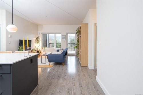308-286 Wilfert Rd, View Royal, BC - Indoor