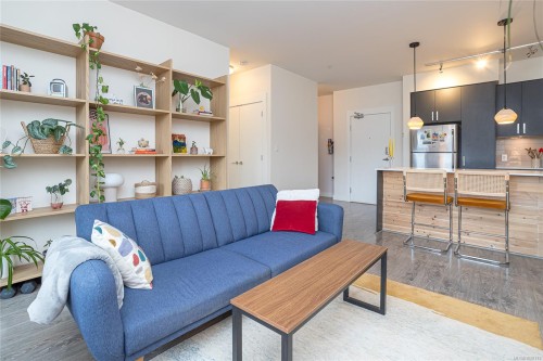 308-286 Wilfert Rd, View Royal, BC - Indoor Photo Showing Other Room