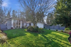 1148 Clubhouse Dr  Qualicum Beach, BC V9K 1C4