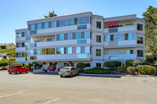 404-9958 Daniel St, Chemainus, BC - Outdoor With Facade