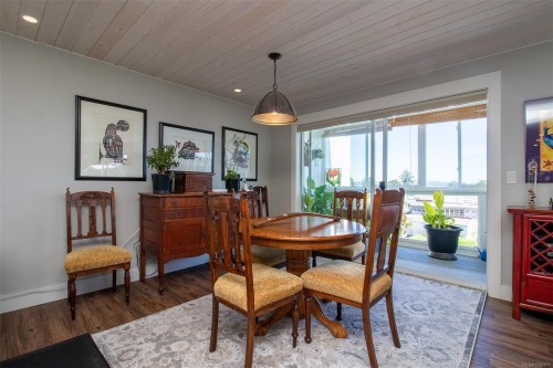 404-9958 Daniel St, Chemainus, BC - Indoor Photo Showing Dining Room