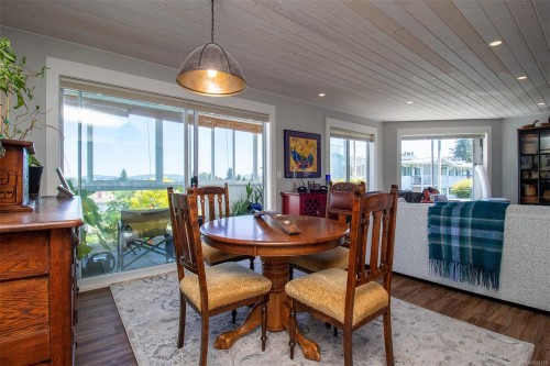 404-9958 Daniel St, Chemainus, BC - Indoor Photo Showing Dining Room
