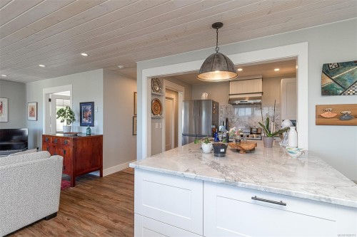 404-9958 Daniel St, Chemainus, BC - Indoor Photo Showing Kitchen