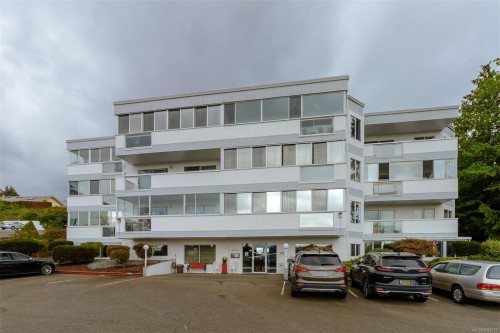 404-9958 Daniel St, Chemainus, BC - Outdoor With Facade