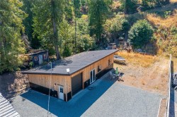 4607 Ketch Rd Pender Island, BC V0N 2M0