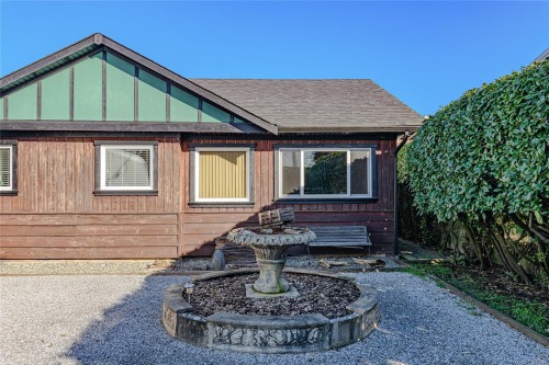 460 Bundock Ave, Duncan, BC 