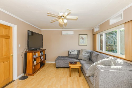 460 Bundock Ave, Duncan, BC 