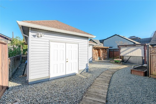 460 Bundock Ave, Duncan, BC 