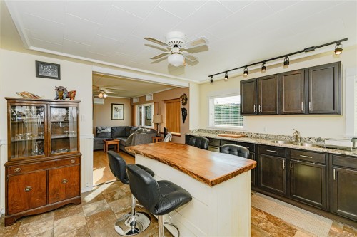 460 Bundock Ave, Duncan, BC 