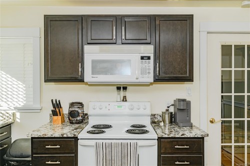 460 Bundock Ave, Duncan, BC 