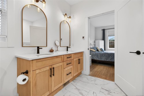 873 Aspen Rd, Comox, BC 