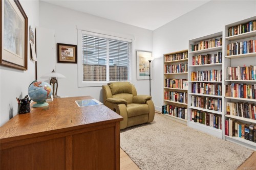 873 Aspen Rd, Comox, BC 