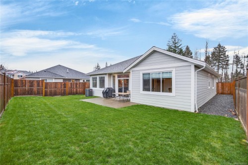 873 Aspen Rd, Comox, BC 