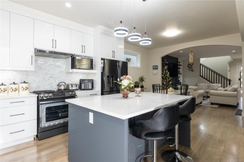 1636 Roberta Rd South, Nanaimo, BC 