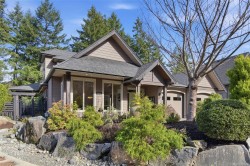 3420 Bradner Cir  Nanoose Bay, BC V9P 9M5