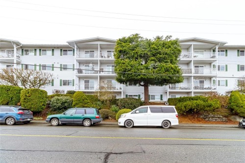 101-9942 Daniel St, Chemainus, BC - Outdoor With Facade