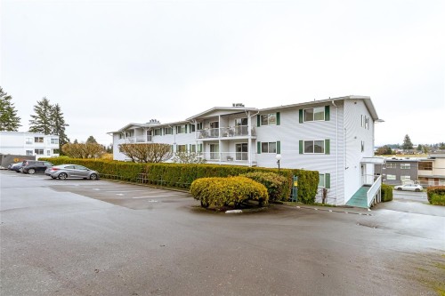 101-9942 Daniel St, Chemainus, BC - Outdoor