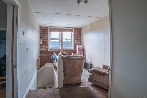 1226 Lawlor Rd, Nanaimo, BC - Indoor