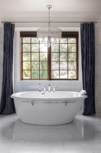 3375 Ripon Rd, Oak Bay, BC 