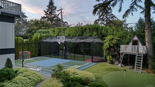 3375 Ripon Rd, Oak Bay, BC 