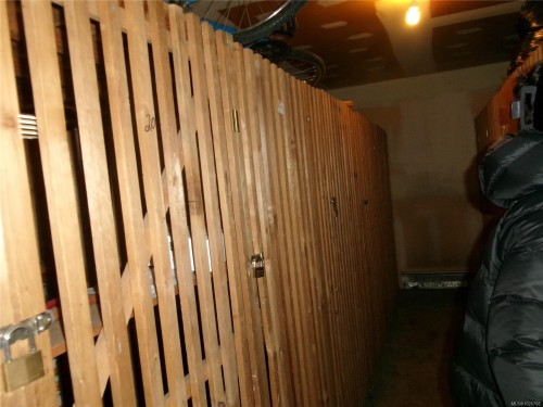 1252 9Th St, Courtenay, BC - Indoor Photo Showing Other Room