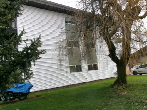 1252 9Th St, Courtenay, BC - Outdoor