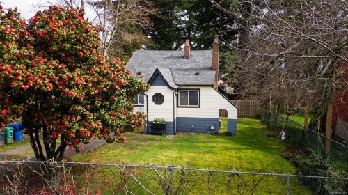 308 Holly Ave, Nanaimo, BC 