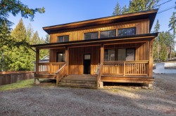 2165 Renfrew Rd  Shawnigan Lake, BC V0R 2W1