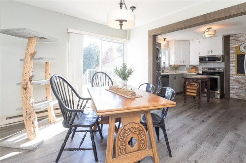9265 Chemainus Rd, Chemainus, BC 