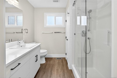 667 Noowick Rd, Mill Bay, BC 