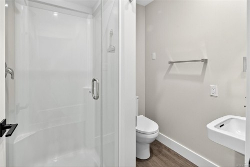 667 Noowick Rd, Mill Bay, BC 