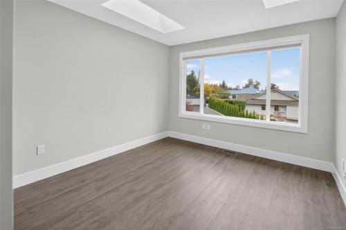 667 Noowick Rd, Mill Bay, BC 