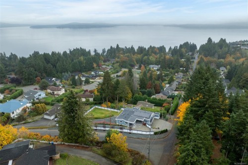 667 Noowick Rd, Mill Bay, BC 