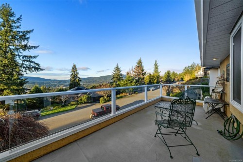 6092 Chippewa Rd, Duncan, BC 