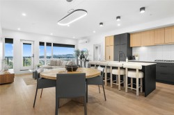 316-2341 Bear Mountain Pkwy  Langford, BC V9B 6V1