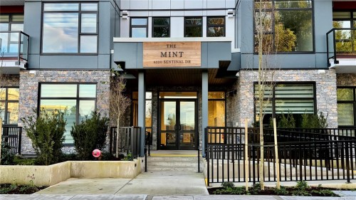 511-6320 Sentinal Dr, Nanaimo, BC - Outdoor With Balcony