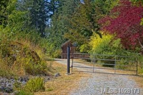 672 Isabella Point Rd, Salt Spring, BC 