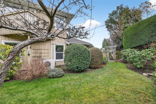 8-130 Corbett Rd, Salt Spring, BC 