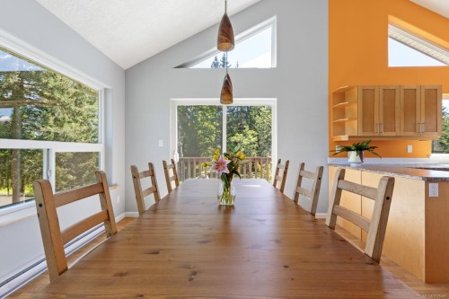 2892 Maridge Rd, Courtenay, BC 