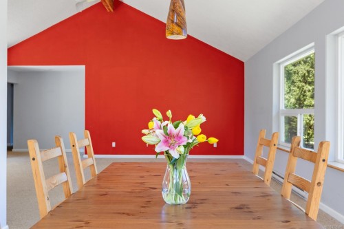 2892 Maridge Rd, Courtenay, BC 