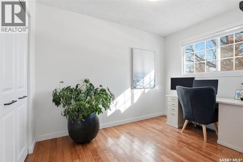 1033 9Th Street E, Saskatoon, SK - Indoor Photo Showing Office