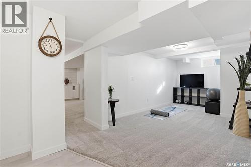 1033 9Th Street E, Saskatoon, SK - Indoor